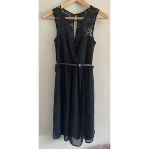 NWT ASOS Maternity Dress Belted Lace Bodice Black Size 2 New